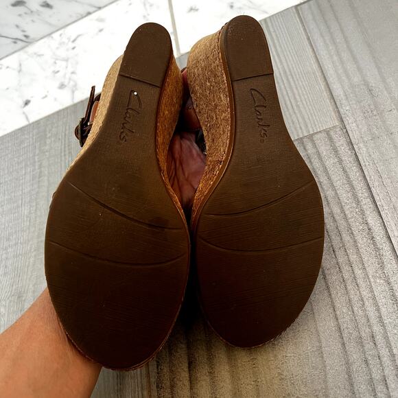 Clarks Pitch Cocoa Wedge Sandal Womens Size 9M Tan Leather Platform Comfort Shoe - Picture 6 of 9